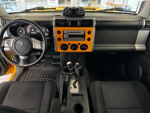 2008 Toyota FJ Cruiser Base (Retail Orders Only) (A5)