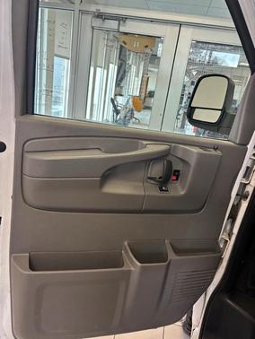 2011 Chevrolet Express 3500 LT