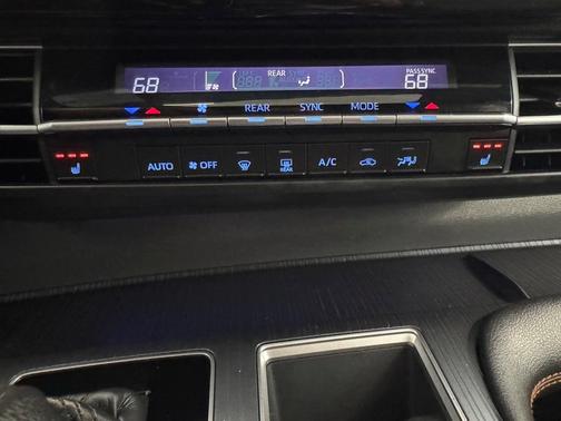 2021 Toyota Sienna XSE 7 Passenger