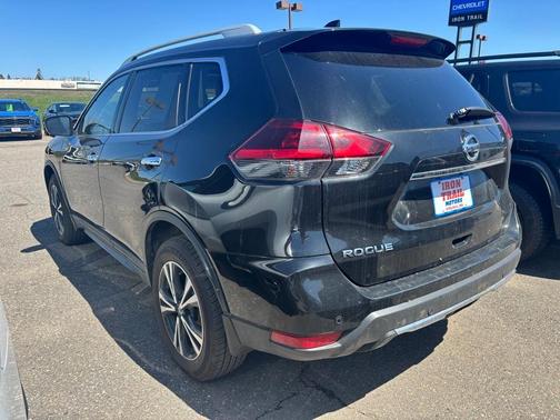2020 Nissan Rogue SV