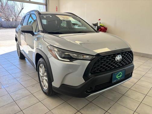Sonic Silver 2022 Toyota Corolla Cross LE