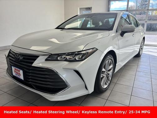 2021 Toyota Avalon XLE