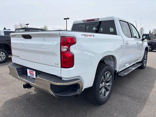 Summit White 2026 Chevrolet Silverado 1500 LT