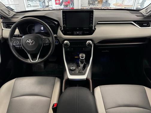 2022 Toyota RAV4 Hybrid Limited