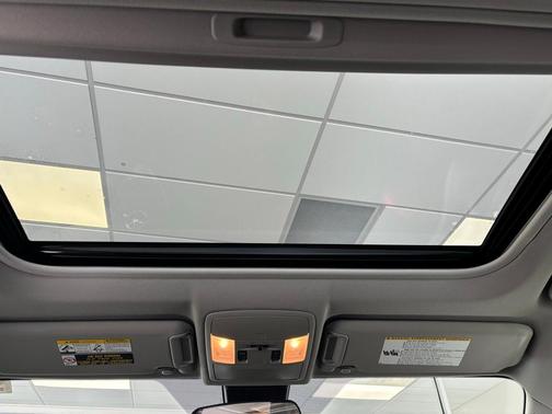 2017 Toyota RAV4 Hybrid XLE