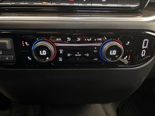 Summit White 2026 Chevrolet Silverado 1500 LT