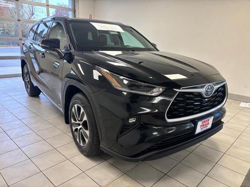 2021 Toyota Highlander Hybrid XLE