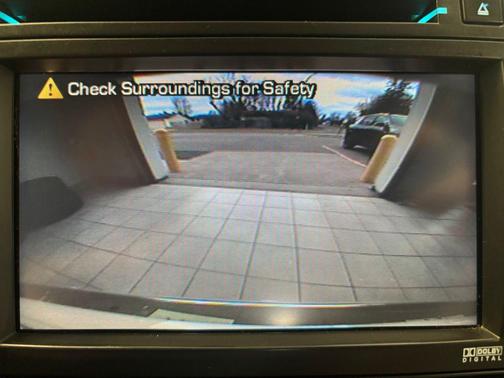 White Diamond Tricoat 2010 Buick Enclave 1XL
