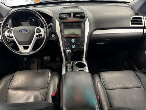 2011 Ford Explorer XLT