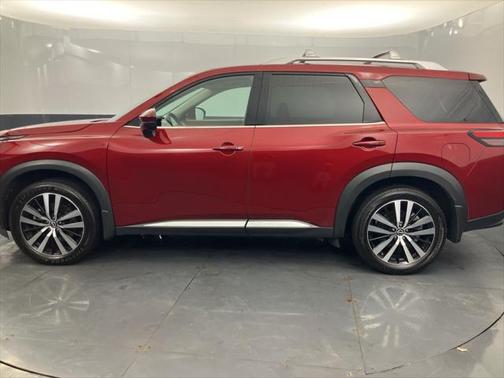 2023 Nissan Pathfinder Platinum 4WD