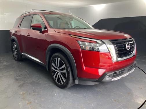 2023 Nissan Pathfinder Platinum 4WD