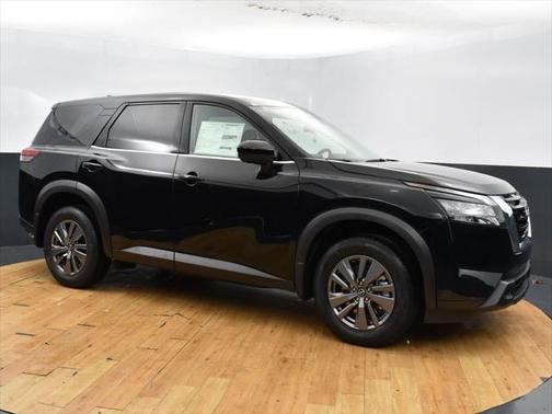 2025 Nissan Pathfinder S 4WD