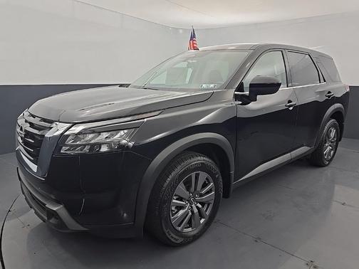 2025 Nissan Pathfinder S 4WD