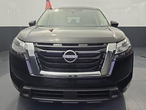2025 Nissan Pathfinder S 4WD