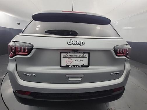 2024 Jeep Compass Latitude Lux