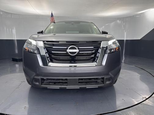 2025 Nissan Pathfinder S 4WD