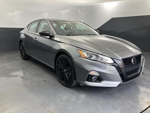 2022 Nissan Altima SR Intelligent AWD