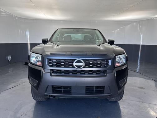 2025 Nissan Frontier S