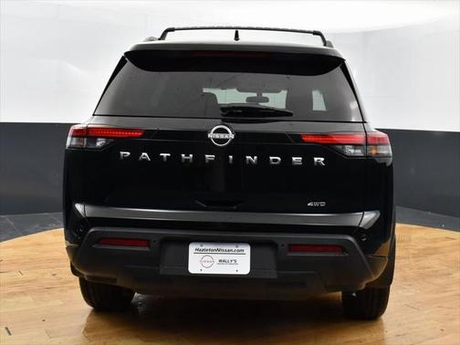 2025 Nissan Pathfinder SV 4WD
