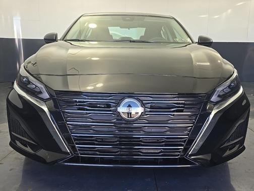 2025 Nissan Altima S FWD