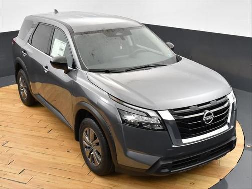 2025 Nissan Pathfinder S 4WD