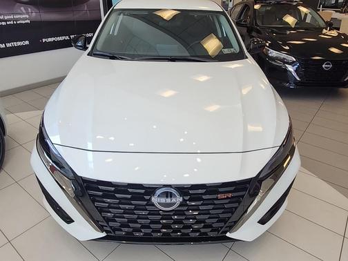 2025 Nissan Altima SR AWD