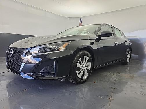 2025 Nissan Altima S FWD