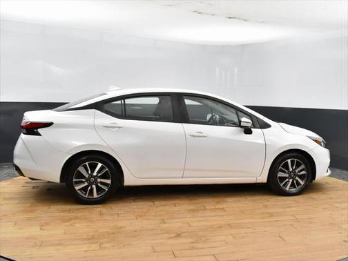 2021 Nissan Versa 1.6 SV