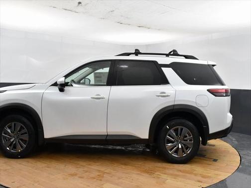 2025 Nissan Pathfinder SV 4WD