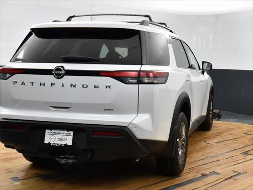 2025 Nissan Pathfinder SV 4WD