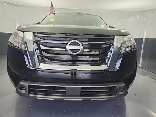2025 Nissan Pathfinder S 4WD