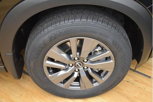 2025 Nissan Pathfinder S 4WD
