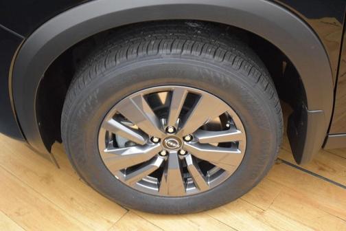 2025 Nissan Pathfinder S 4WD