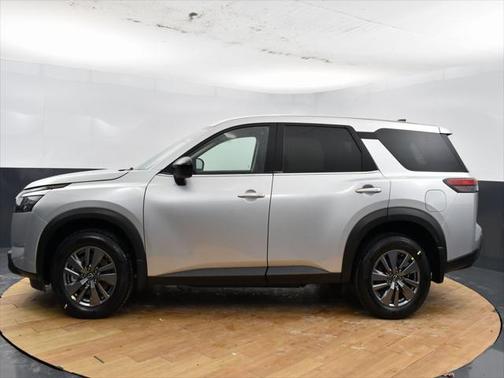 2025 Nissan Pathfinder S 4WD