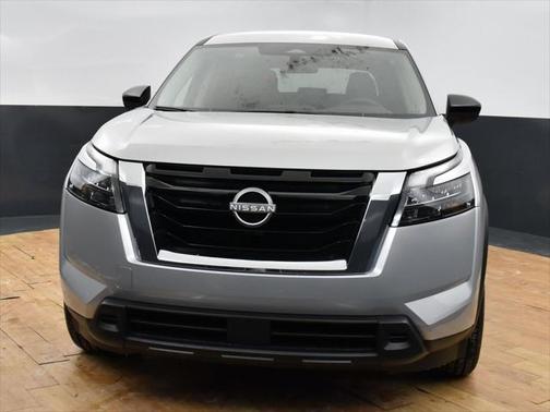2025 Nissan Pathfinder S 4WD