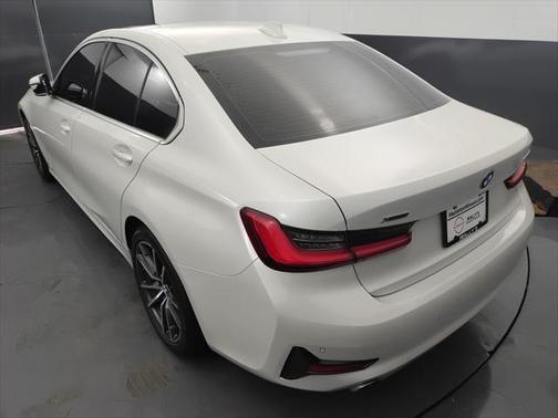 2021 BMW 330 xDrive