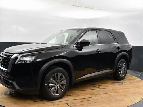 2025 Nissan Pathfinder S 4WD
