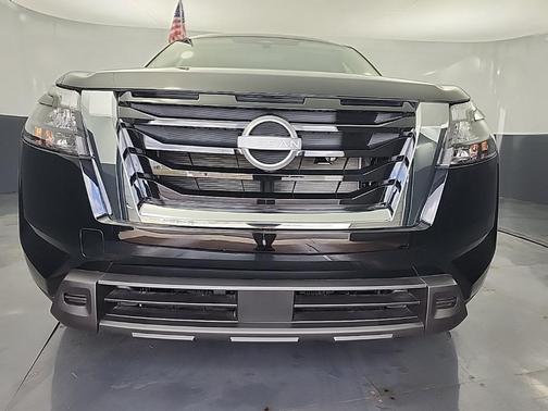 2025 Nissan Pathfinder S 4WD
