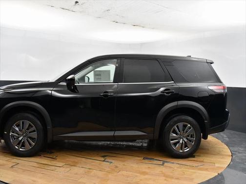 2025 Nissan Pathfinder S 4WD