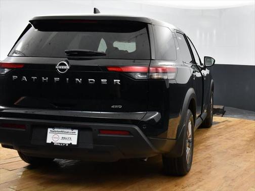 2025 Nissan Pathfinder S 4WD