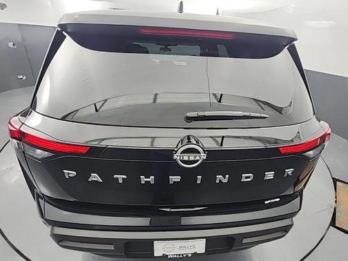 2025 Nissan Pathfinder S 4WD