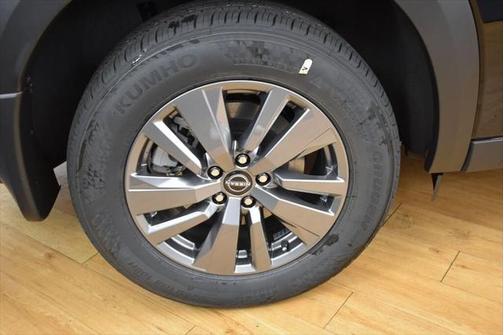 2025 Nissan Pathfinder S 4WD