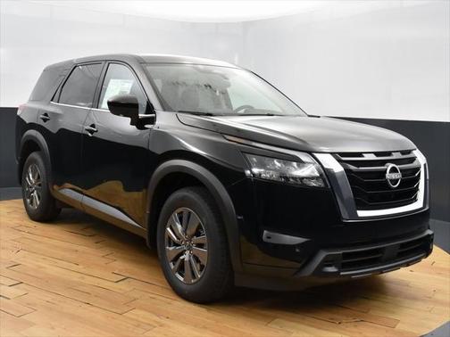 2025 Nissan Pathfinder S 4WD