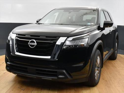 2025 Nissan Pathfinder S 4WD
