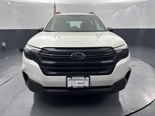 2025 Subaru Forester Base