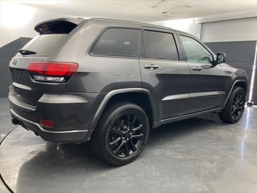 2021 Jeep Grand Cherokee Laredo