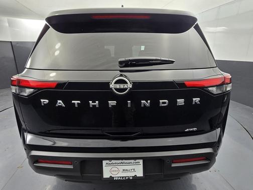 2025 Nissan Pathfinder S 4WD