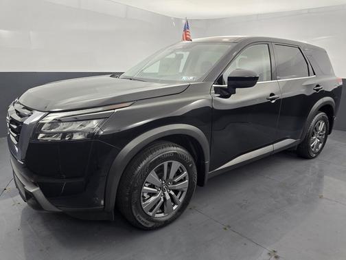2025 Nissan Pathfinder S 4WD