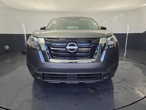 2025 Nissan Pathfinder S 4WD