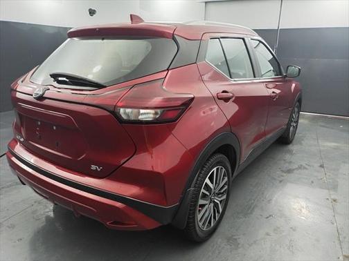 2022 Nissan Kicks SV